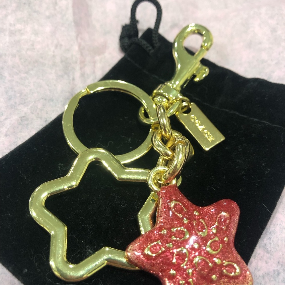 Coach Gold-Tone Keychain w. Glittery Bright Pink Star Bag Charm